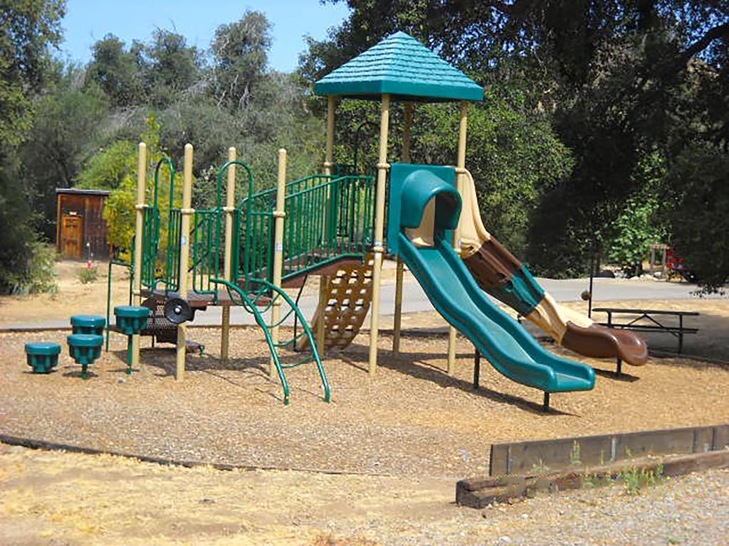 Oakzanita Springs Camping Resort Cabin 1 Descanso Bagian luar foto
